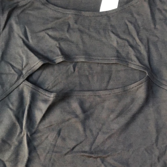 Liz Claiborne Tank - Picture 2 of 4